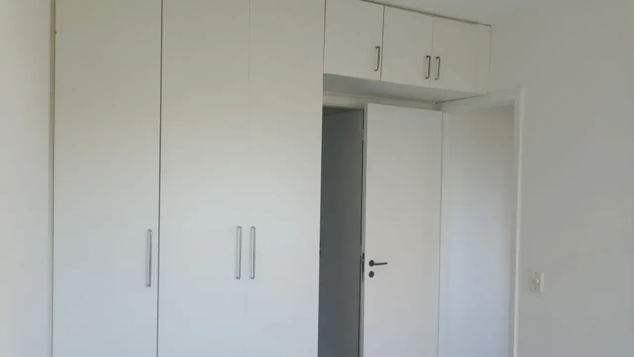 Apartamento semimobiliado com 3 quartos e cozinha separada — photo 11