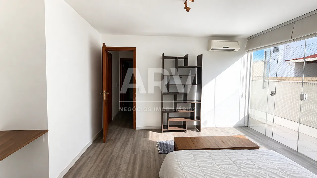 Apartamento mobiliado com 4 quartos e 5 banheiros — photo 20