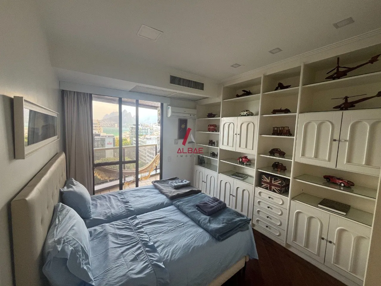 Water view in a 3-bedroom apartment, 140 m² — photo 6