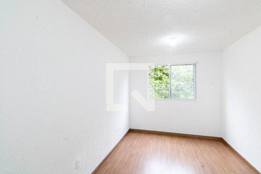 2-bedroom apartment in a building with a gym — photo 20