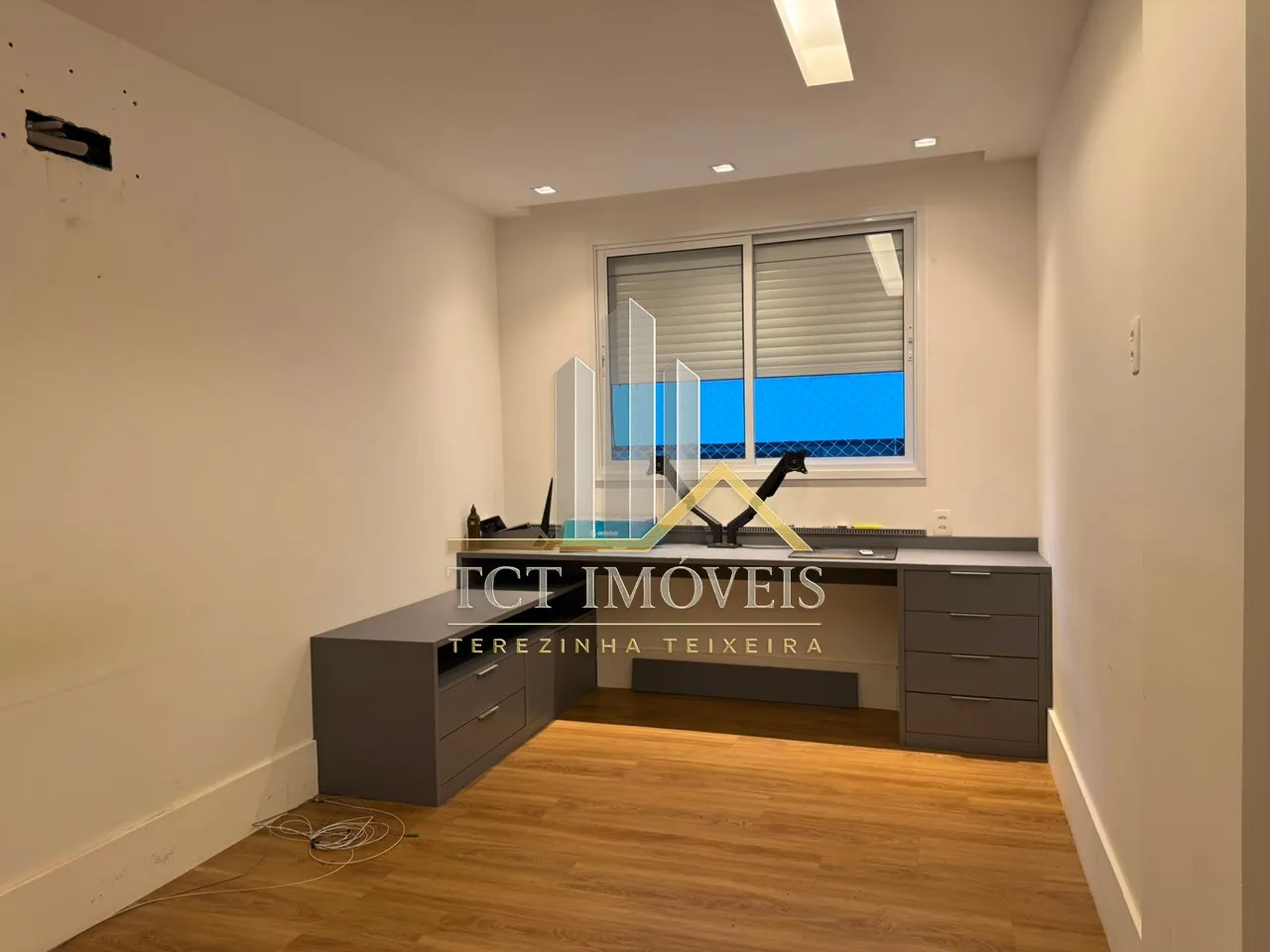 Unfurnished apartment with 3 bedrooms and a gas kitchen — photo 7