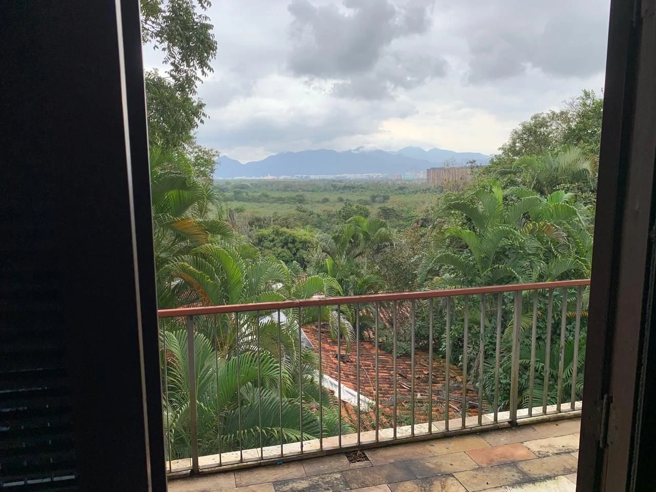 Furnished house with 4 bedrooms and a green view — photo 9