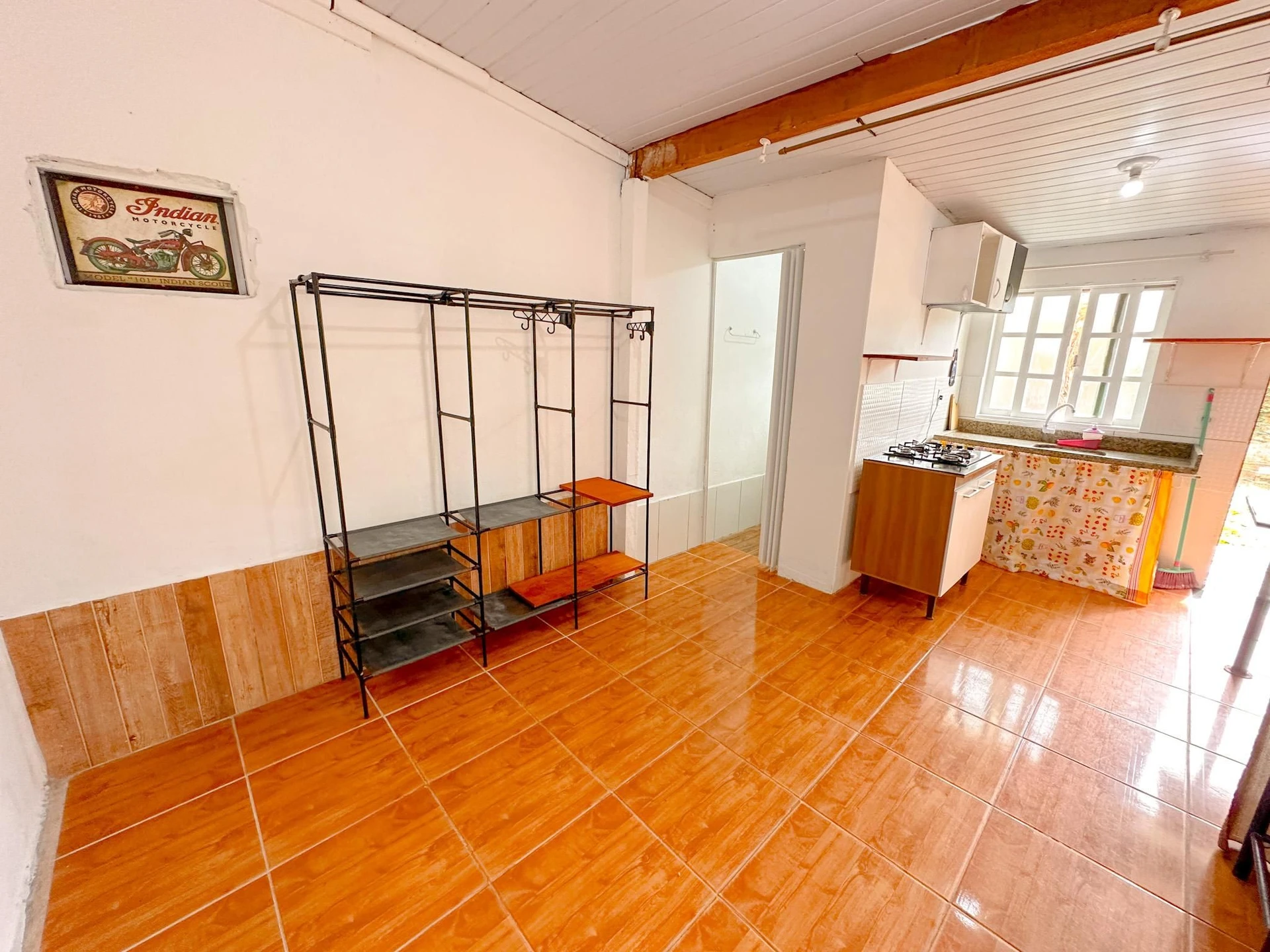 Furnished studio with 1 bedroom and private garden — photo 27