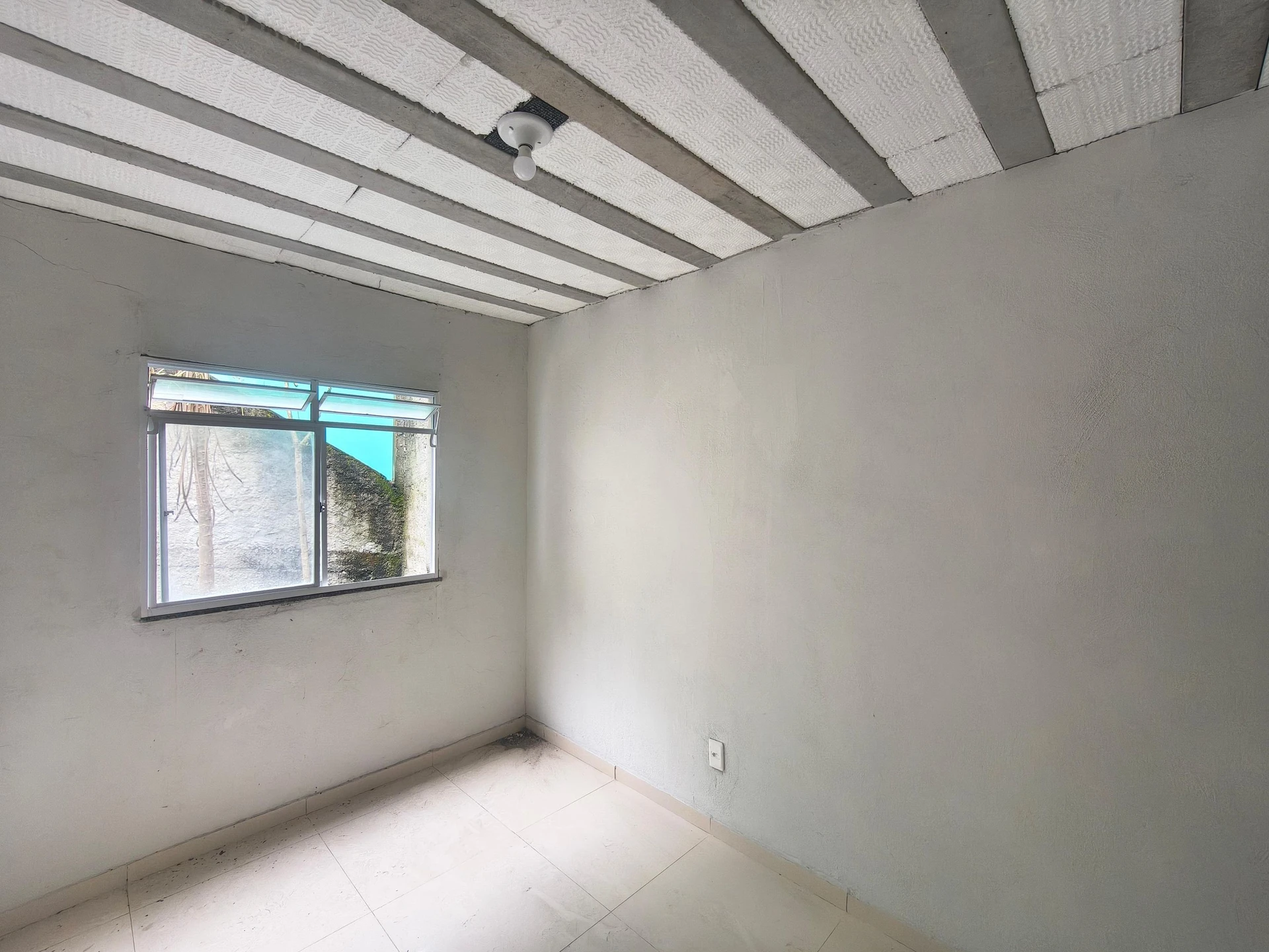 Kit sin amueblar con 1 dormitorio y 1 baño y balcón — photo 8