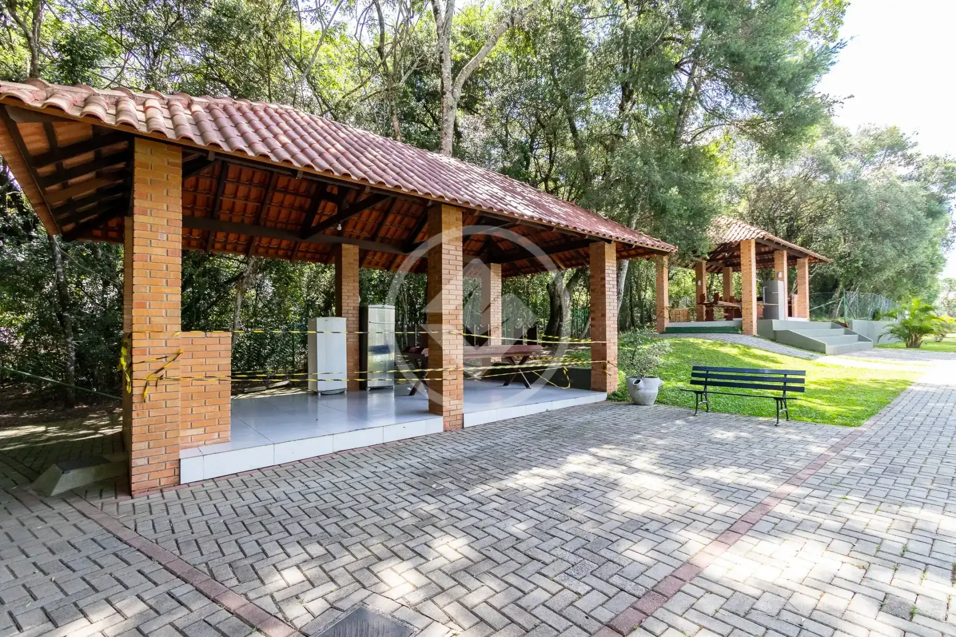 Casa em condomínio com 4 quartos e 270 m² — photo 27
