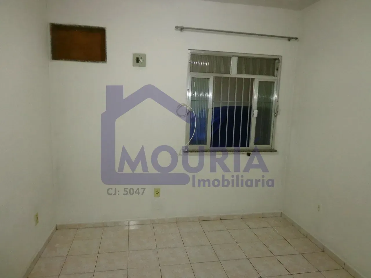 Kitnet conjugado com 1 quarto e 1 banheiro, sem vaga