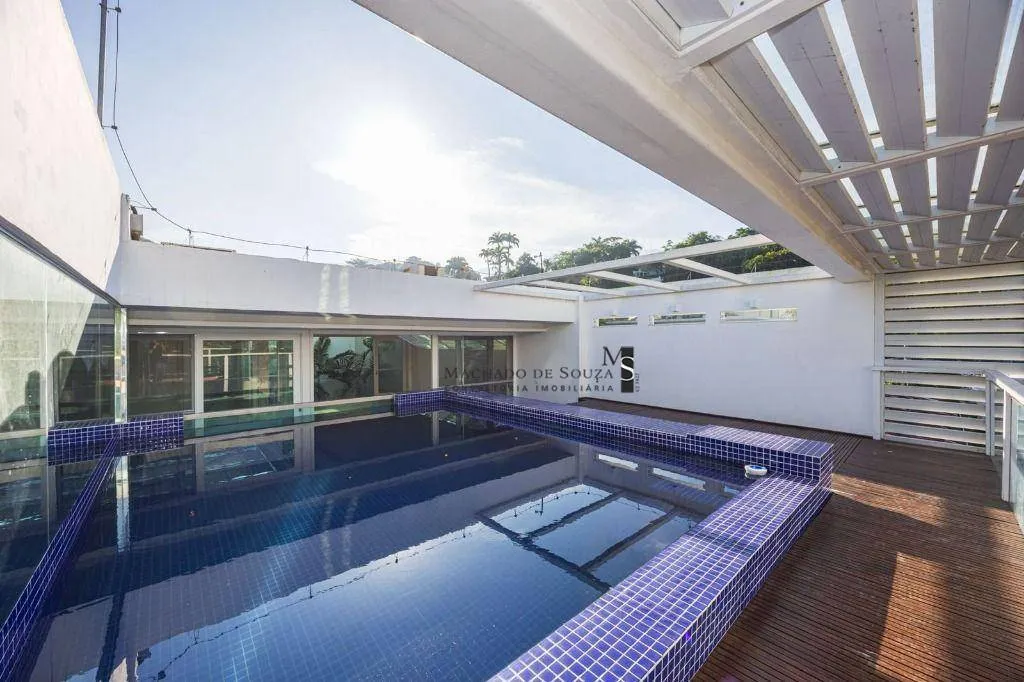 Casa para alugar com 4 dormitórios e 4 banheiros — photo 19