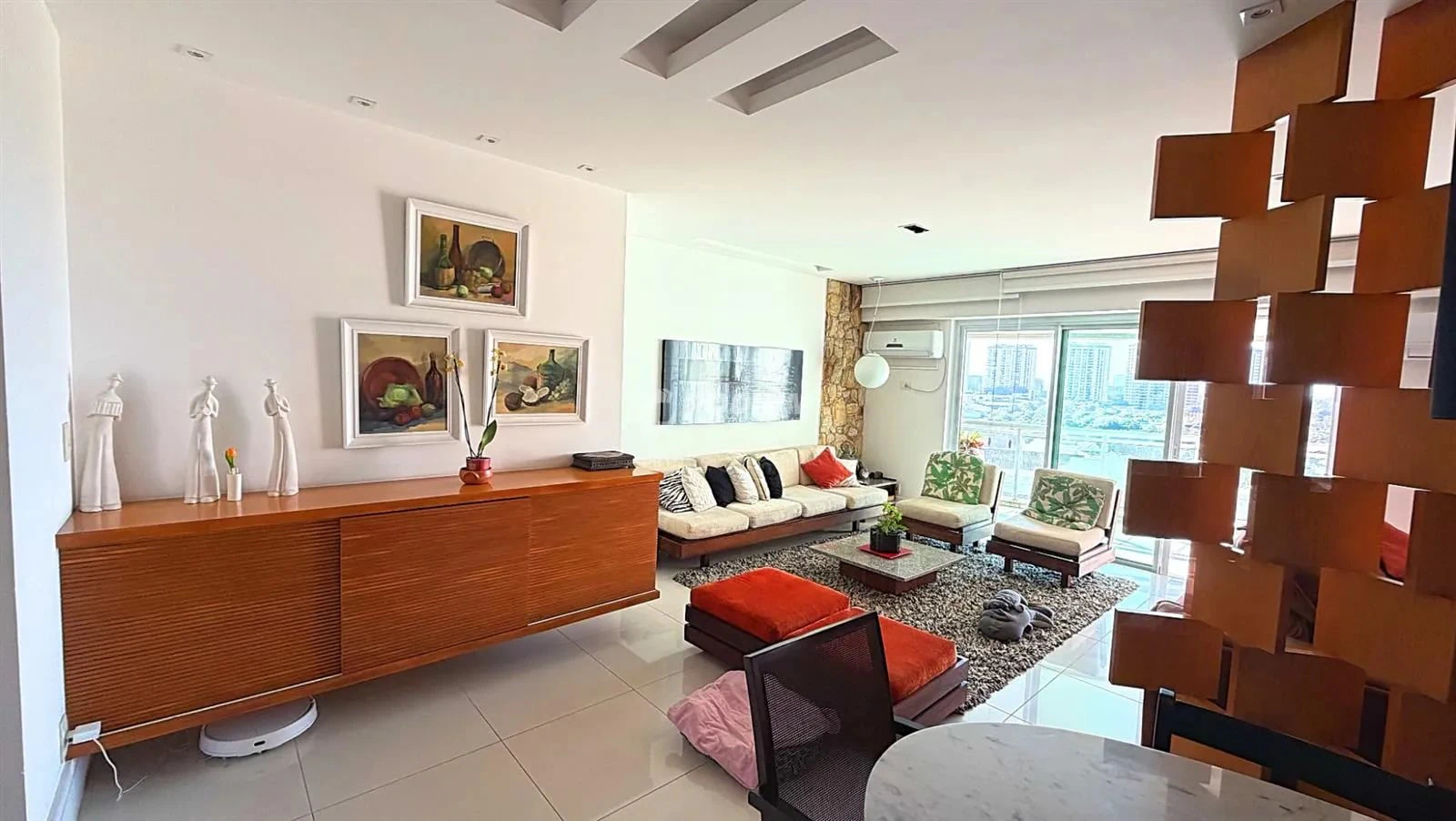 Apartamento mobiliado com 3 quartos e 168 m² — photo 19