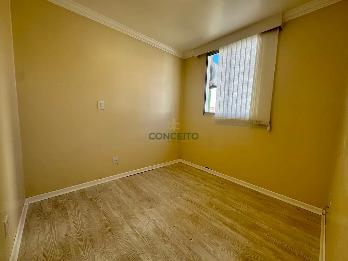 2-bedroom apartment in a building with a gym — photo 4