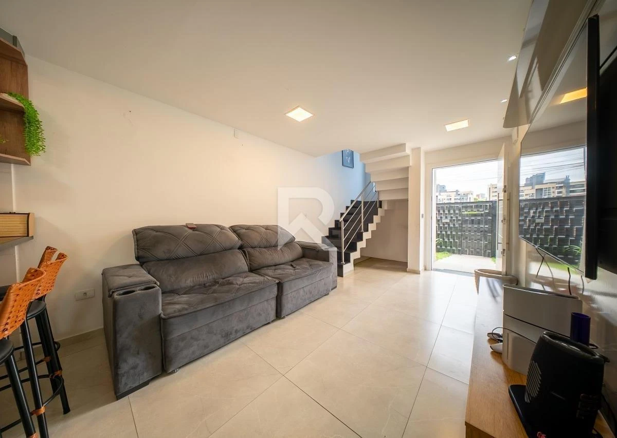 3-bedroom house with a grill on the balcony in Curitiba — photo 16