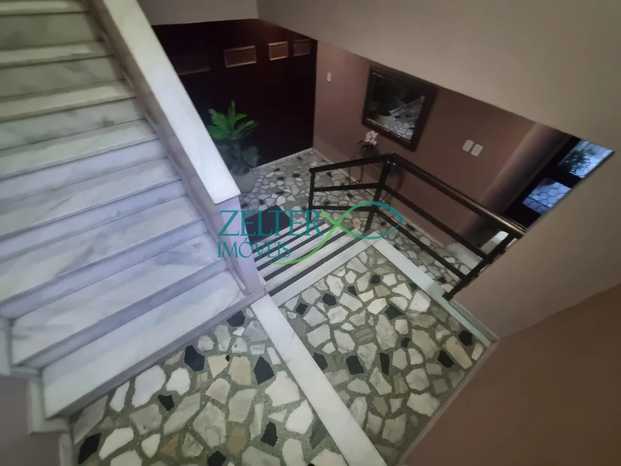 Apartamento com 2 quartos e cozinha separada — photo 15