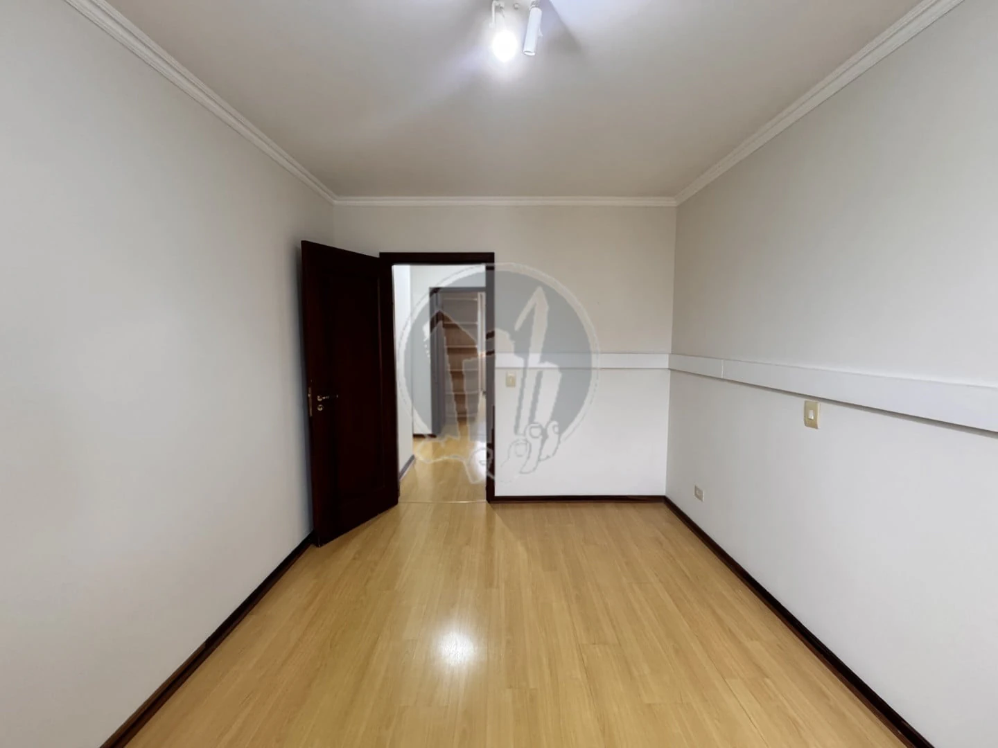 Departamento, 104 m², con piso de madera o laminado — photo 2