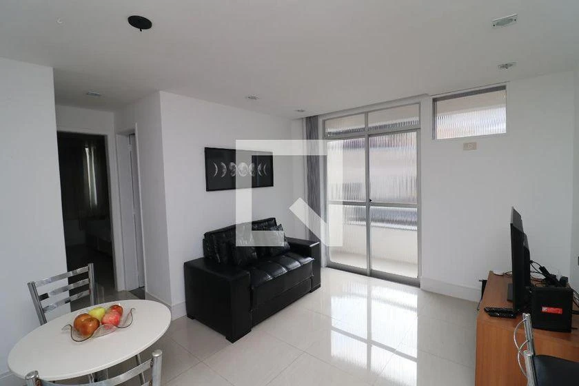 One-bedroom apartment with a home office in Rio de Janeiro — photo 14