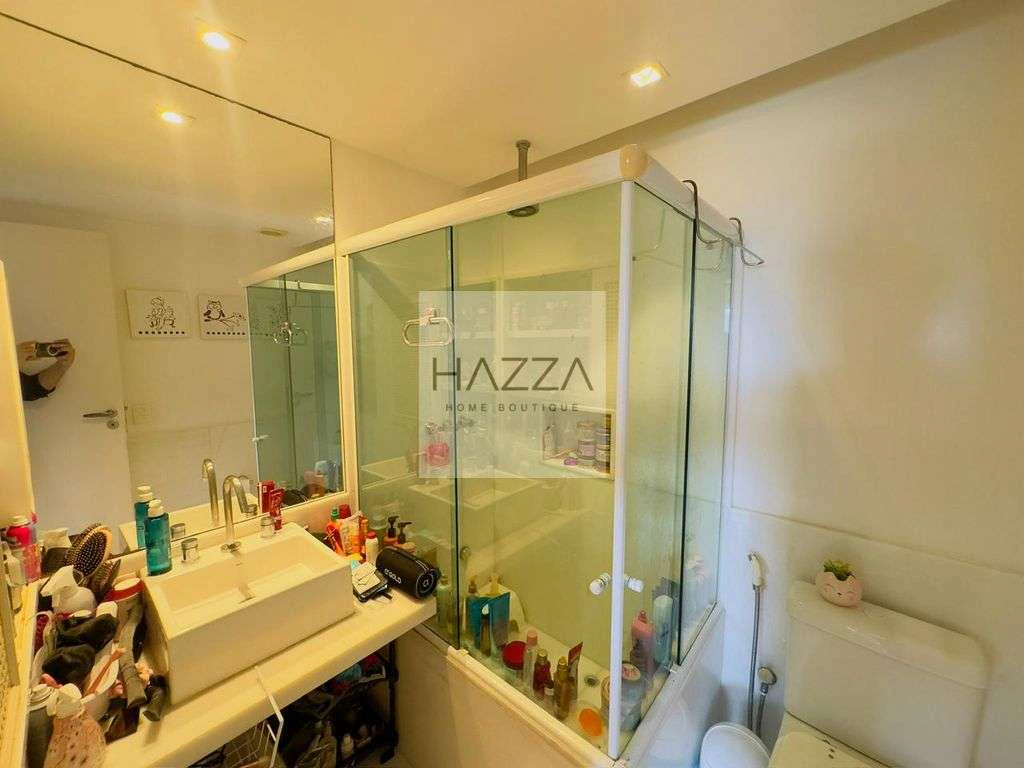 Furnished 313 m² apartment with 3 suites and private balcony — photo 24