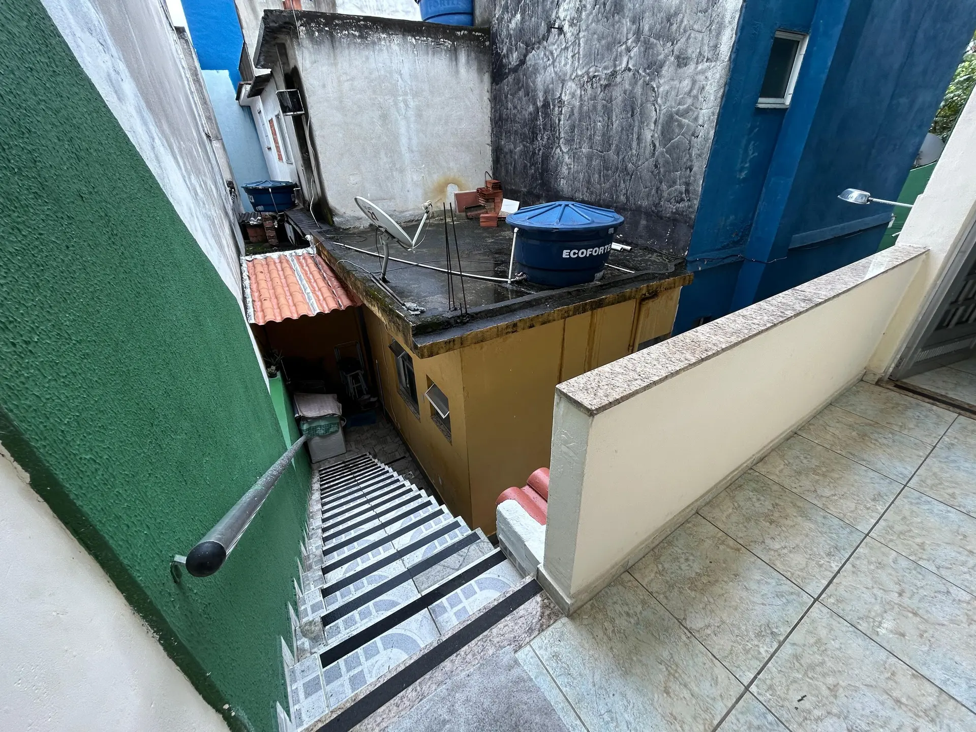 House, 40 m², with a grill on the balcony — photo 28