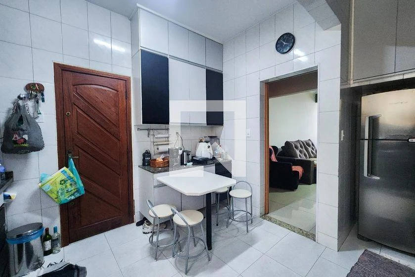 Furnished apartment, 90 m², with a bathtub — photo 12