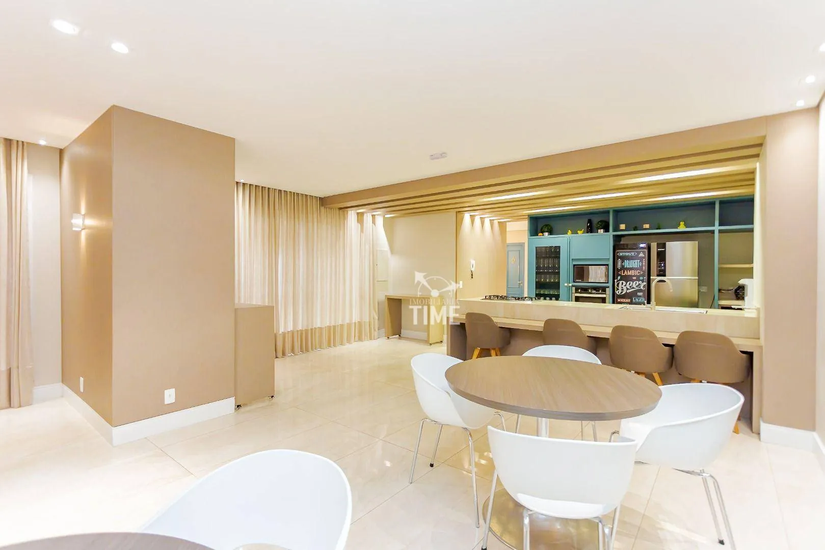 Apartamento mobiliado de 1 dormitório com 93 m² — photo 27