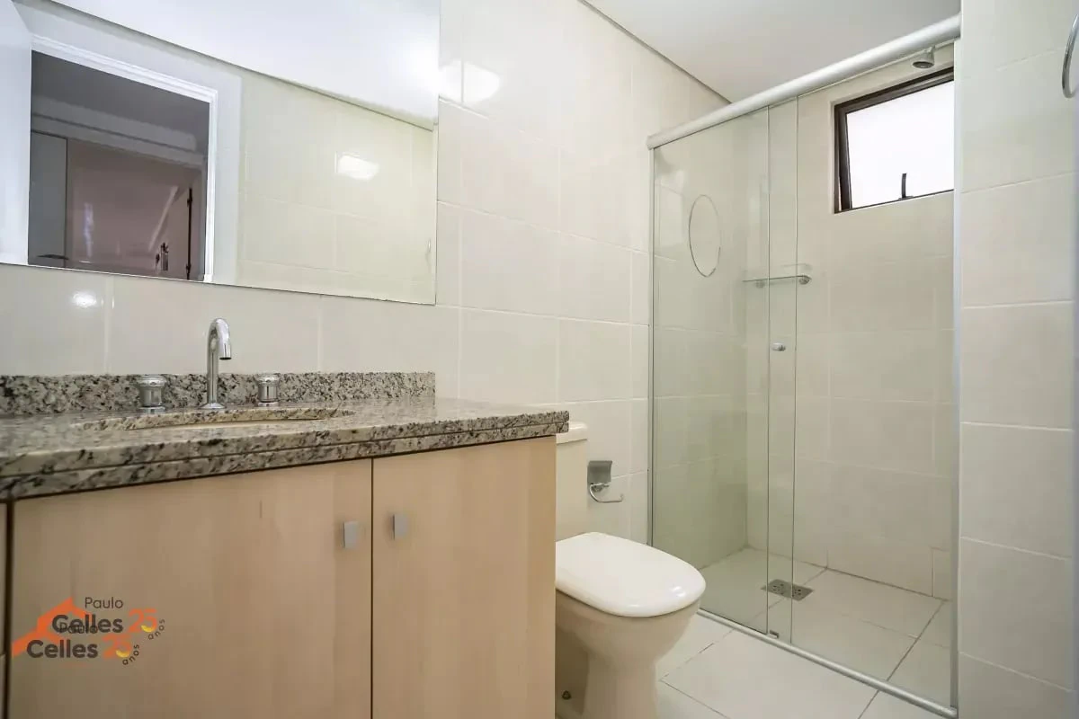 3-bedroom apartment with a grill on the balcony in Curitiba — photo 25