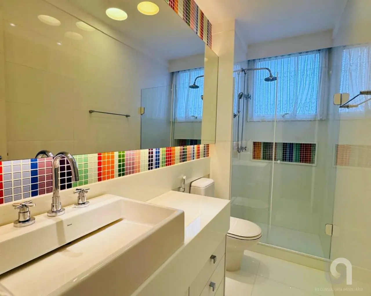 Apartamento de 289 m² com vista para a água e banheira — photo 11