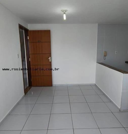 Квартира 50 м² без мебели с 2 спальнями и открытой кухней — photo 5