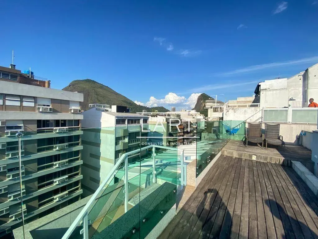 Apartamento com 4 dormitórios e 5 banheiros, 350 m² — photo 29