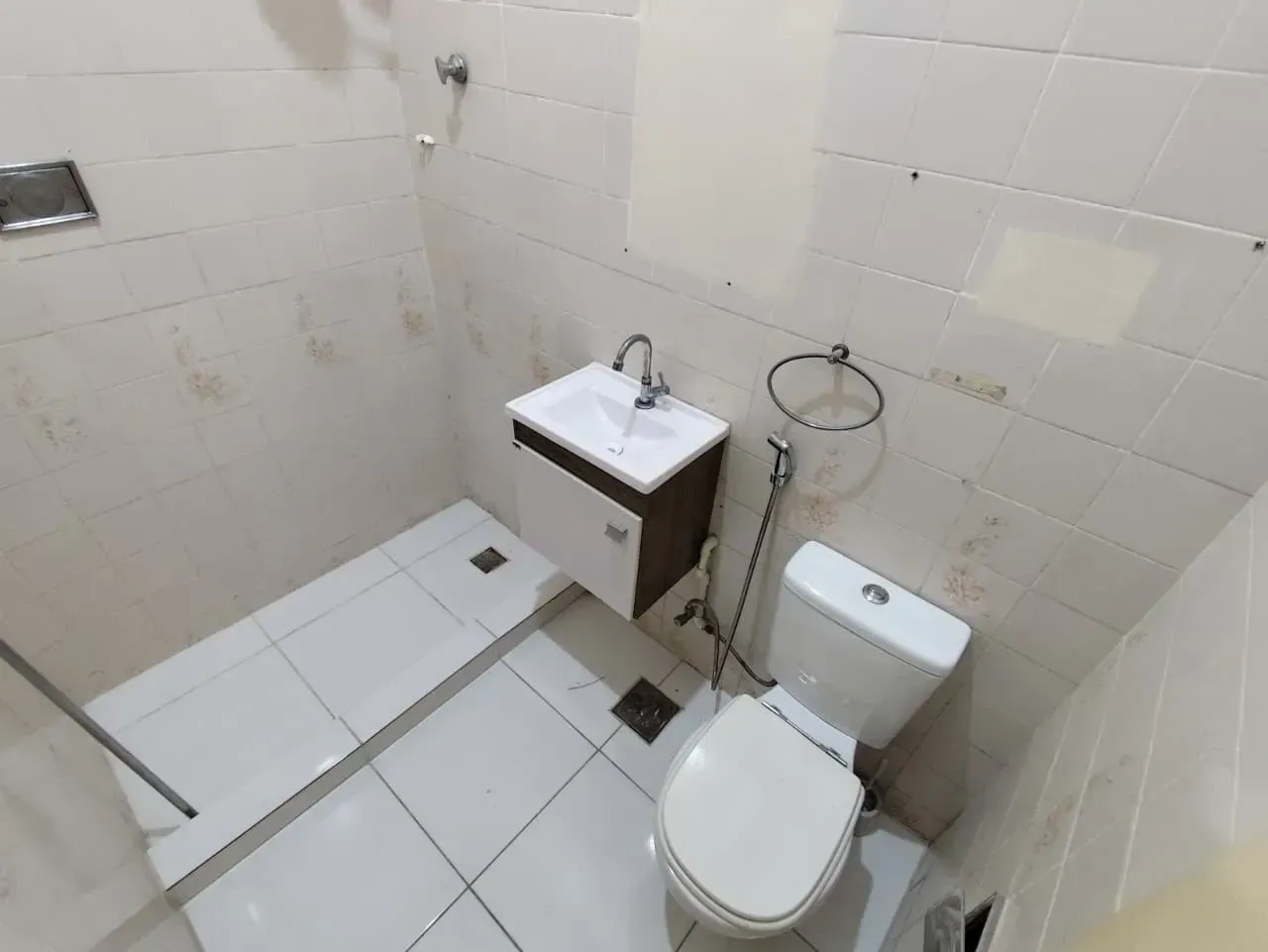 Unfurnished house with 2 bedrooms and a terrace — photo 13