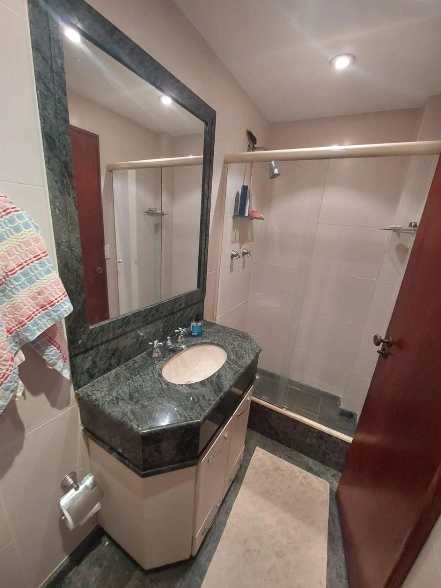 Apartamento mobiliado de 98 m² com 3 quartos e varanda — photo 4
