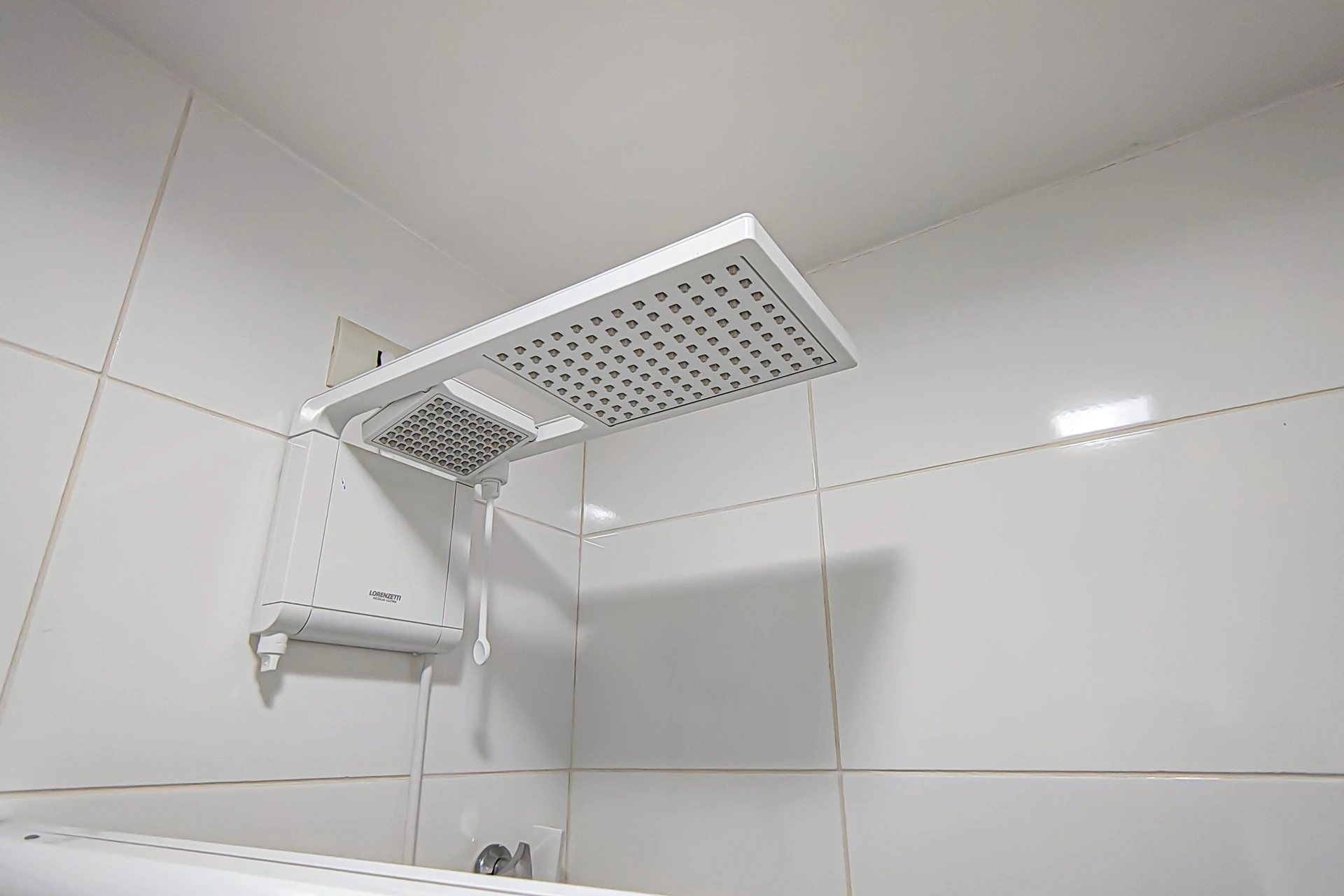 170 m² house with a dishwasher and a bathtub — photo 64
