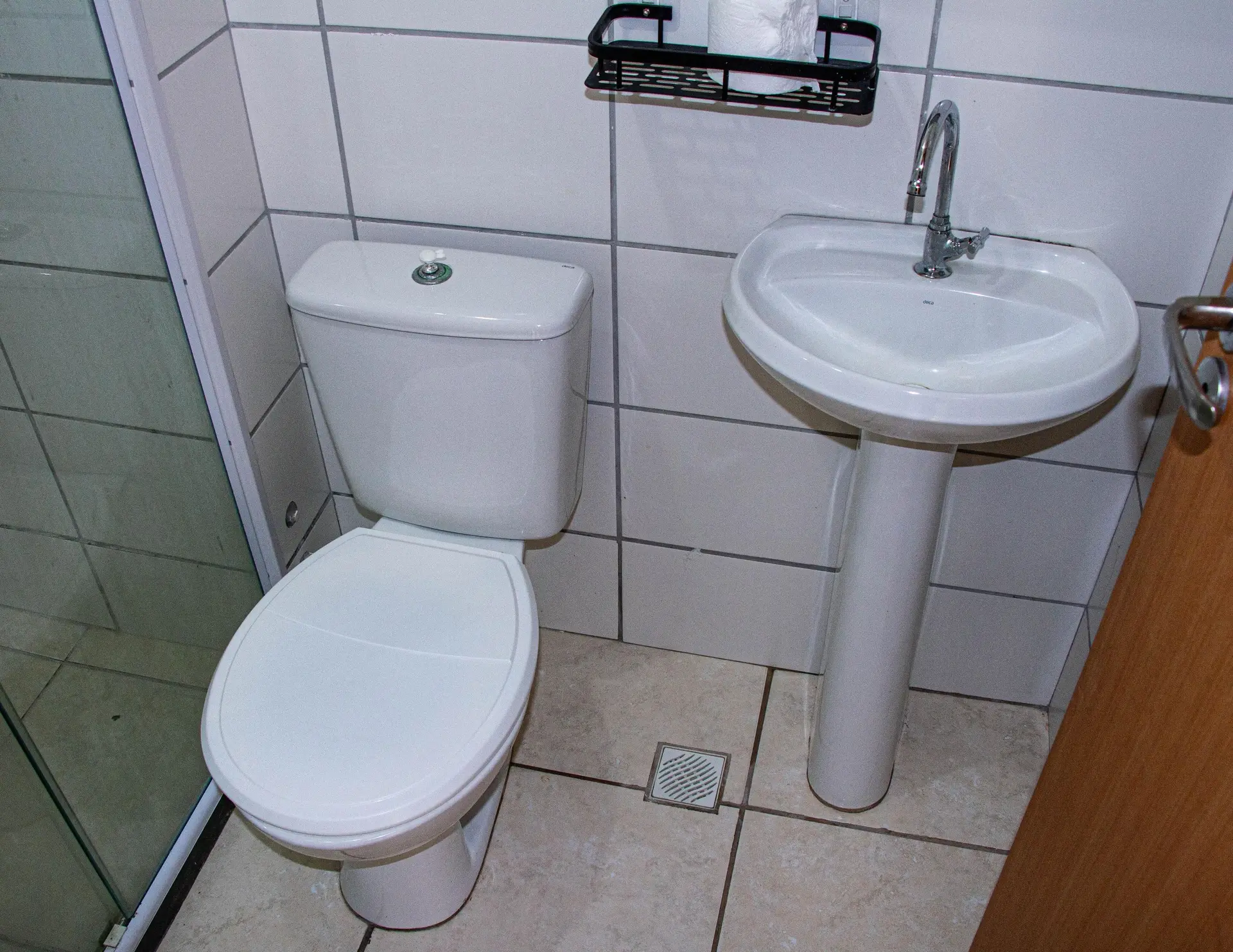 Unfurnished 2-bedroom apartment with 2 bathrooms — photo 11