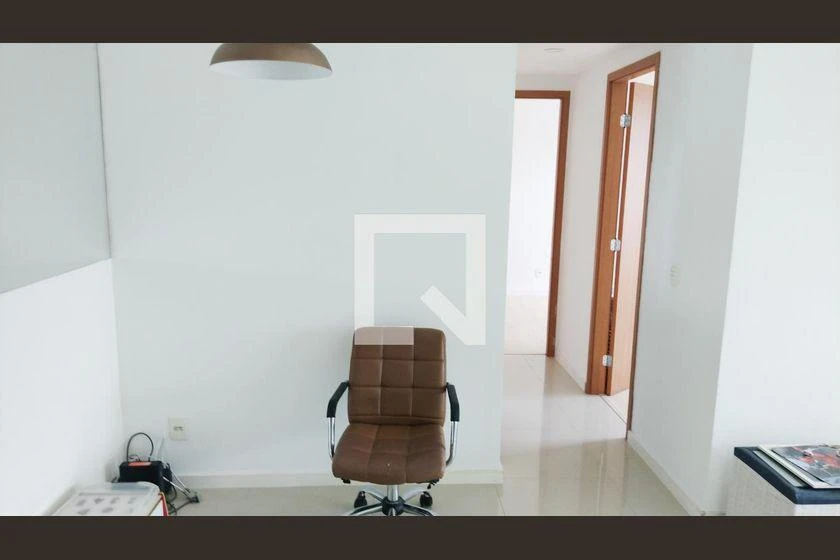Rental apartment with 2 bedrooms and a balcony — photo 36