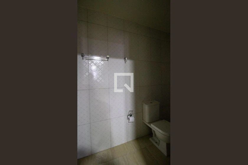 Furnished rental house with 250 m² and 2 bedrooms — photo 30