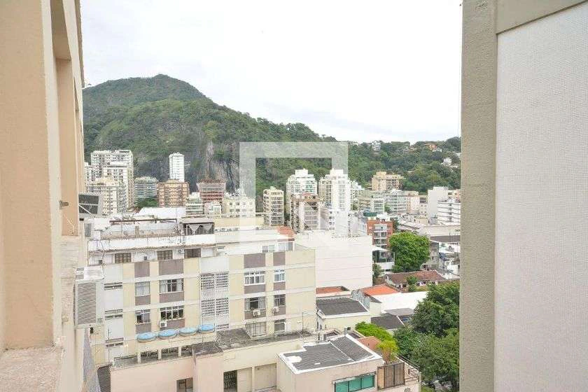 Apartamento de 1 quarto com vista de montanhas e água — photo 24