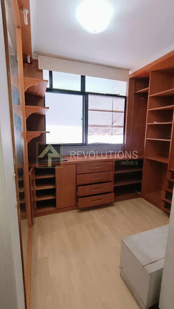 3-bedroom apartment with 1 suite and 4 bathrooms — photo 34