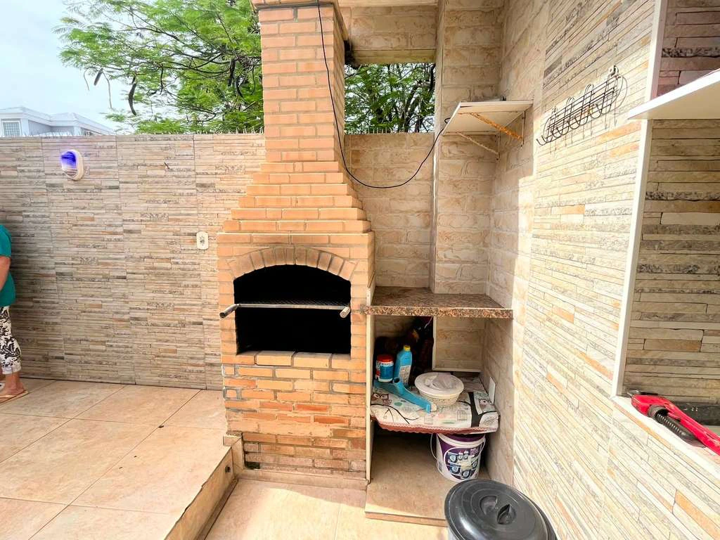 Casa com 3 quartos e 2 banheiros, 170 m² — photo 5