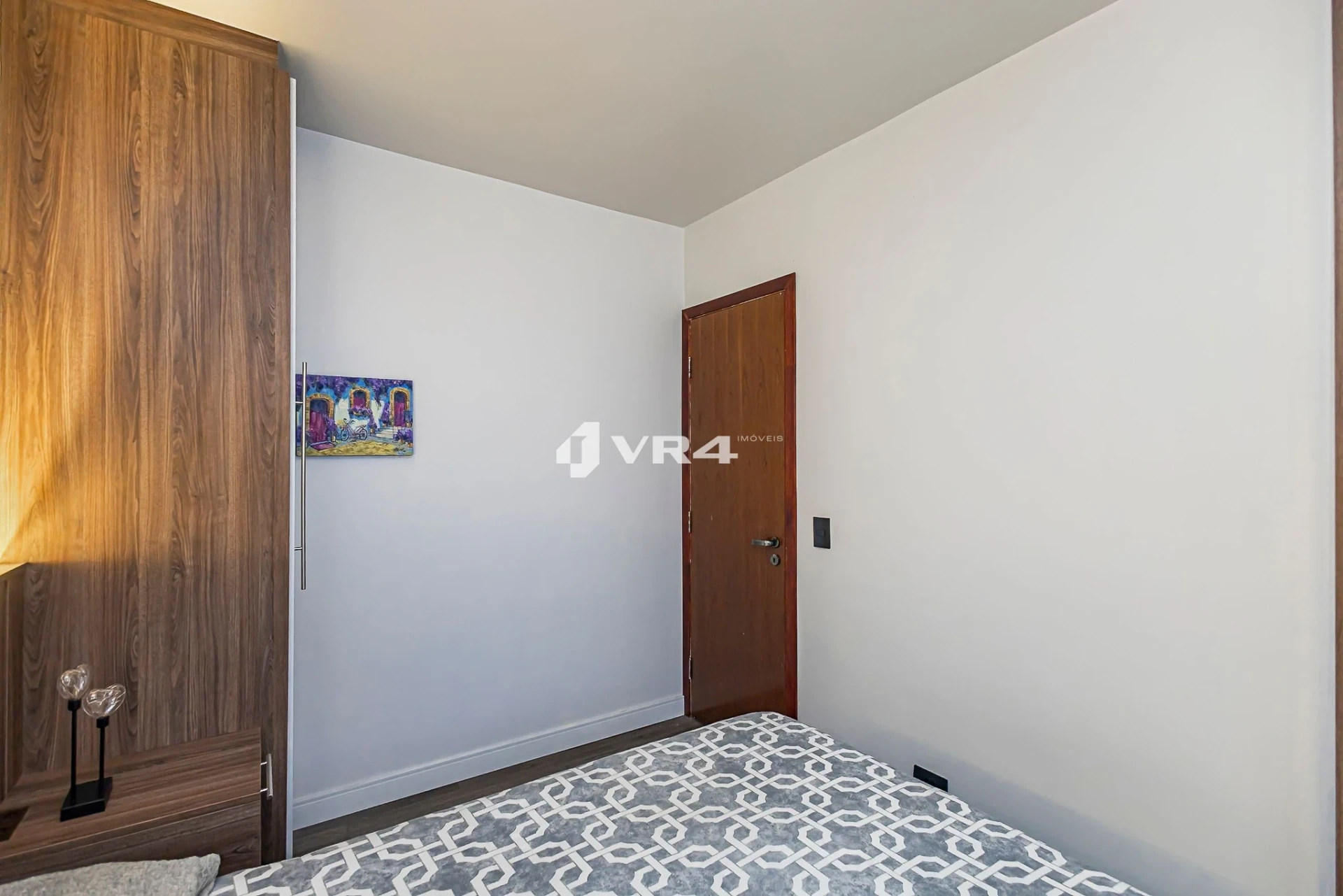 Furnished apartment, 54 m², with a home office — photo 13