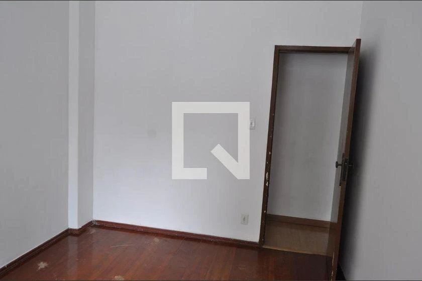 Apartamento com piso de madeira ou laminado, Méier — photo 21