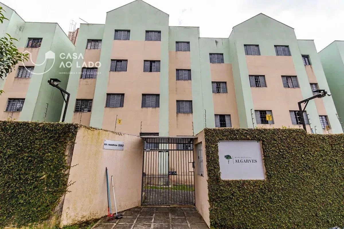 Apartamento com piso de madeira ou laminado, Tingui — photo 21