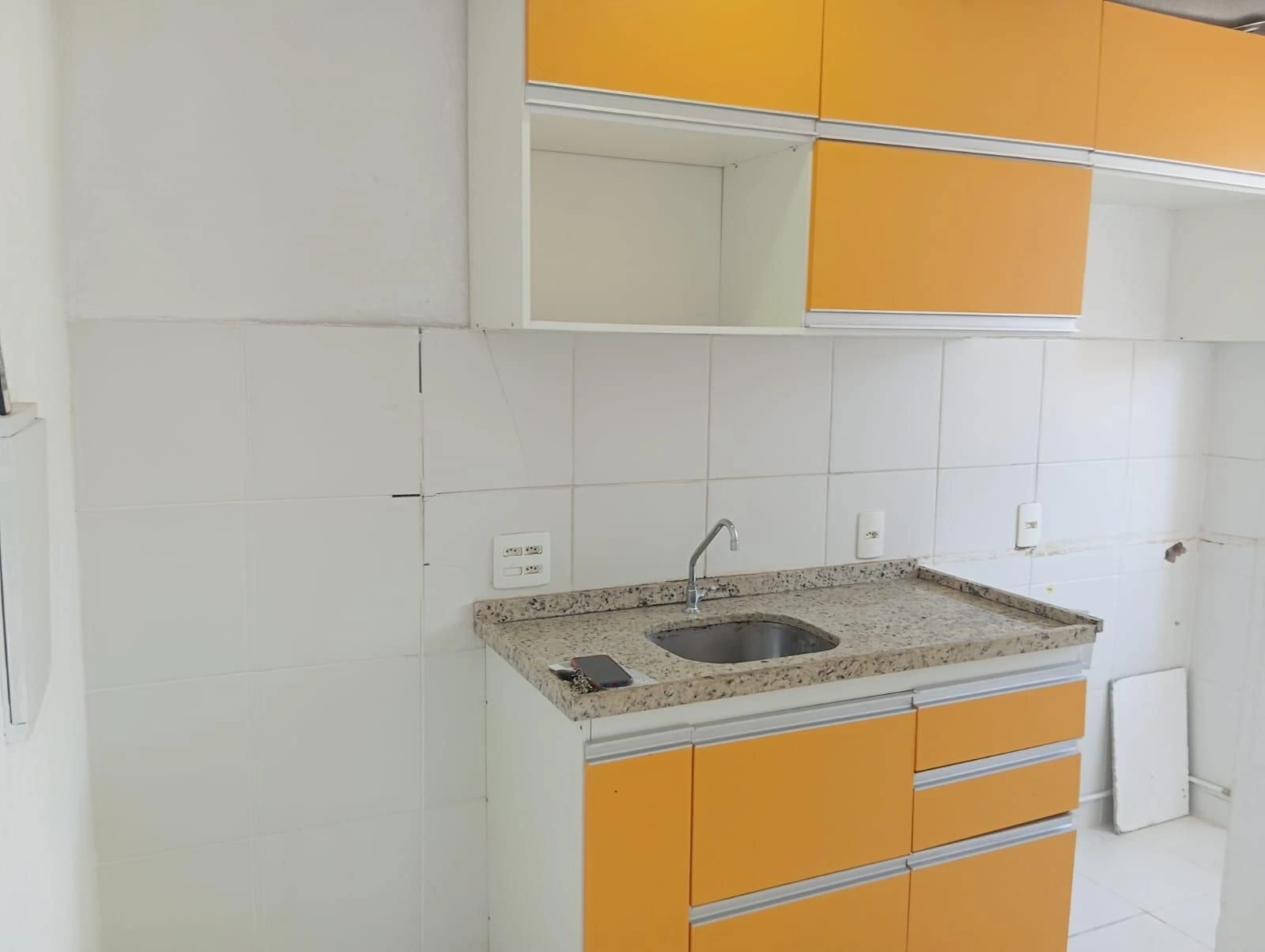 Невмебльована квартира з 1 спальнею і кухонним кутком — photo 10