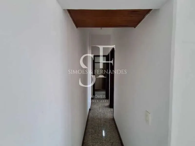 Unfurnished apartment with 3 bedrooms and 2 parking spots — photo 17