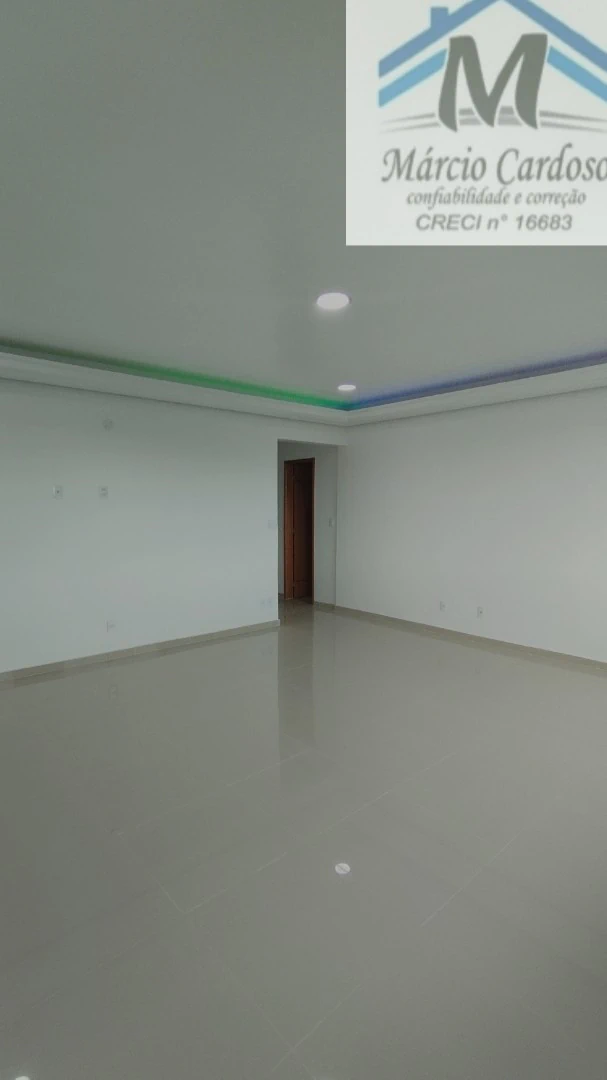 Apartment-style house with 3 bedrooms and 3 bathrooms — photo 11