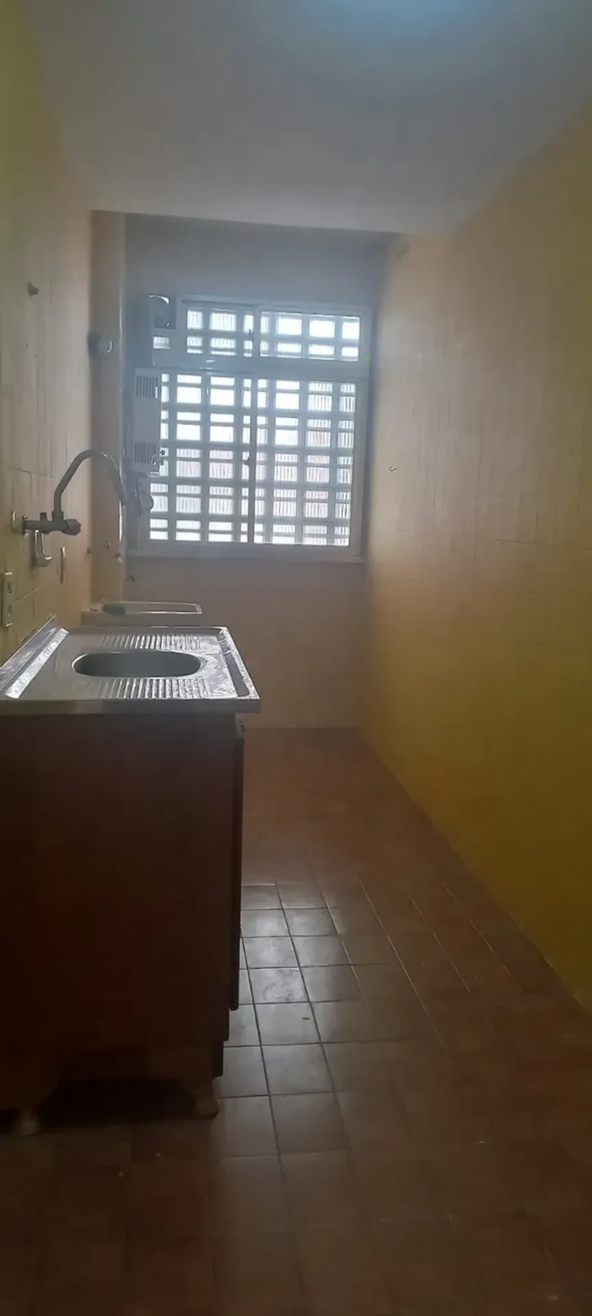 3-bedroom apartment with 2 bathrooms and no parking — photo 28
