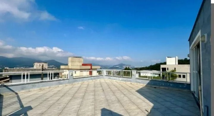 Furnished house, 465 m², with a mountain view — photo 18