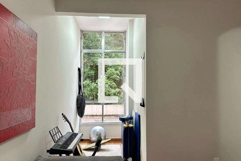 Furnished 50 m² apartment with 2 bedrooms and separate kitchen — photo 25