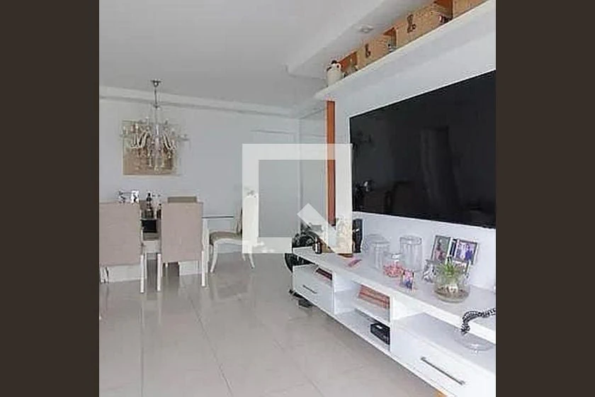 3-bedroom apartment with a home office — photo 19