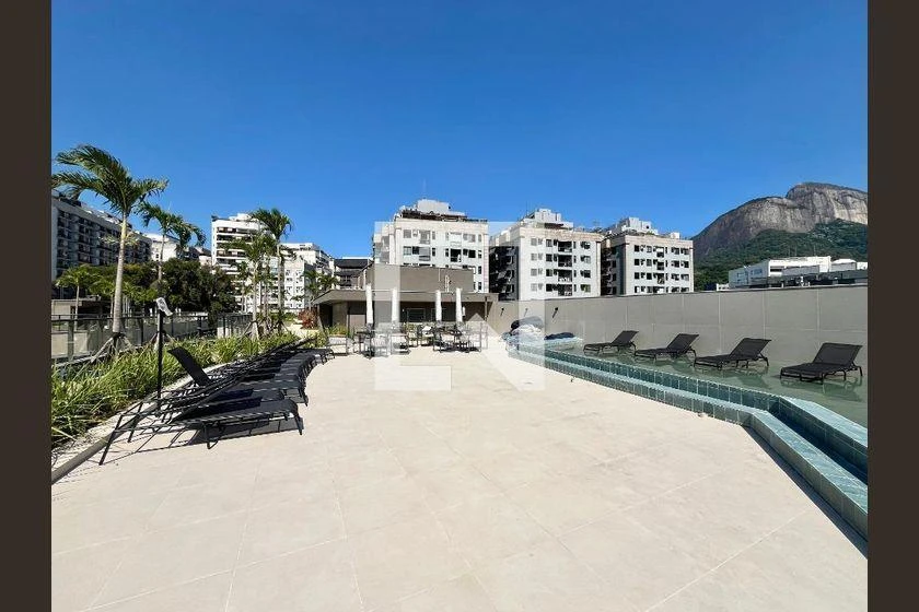 1-bedroom unfurnished apartment with enclosed balcony — photo 11