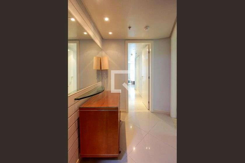 Furnished 120 m² apartment with 2 en-suite bedrooms — photo 27
