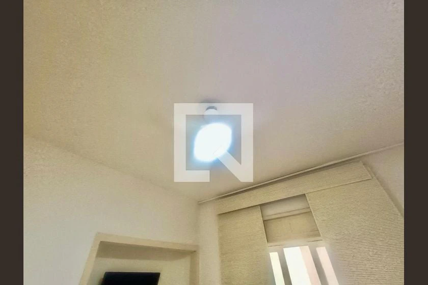 Rental apartment with 2 bedrooms and a balcony — photo 16