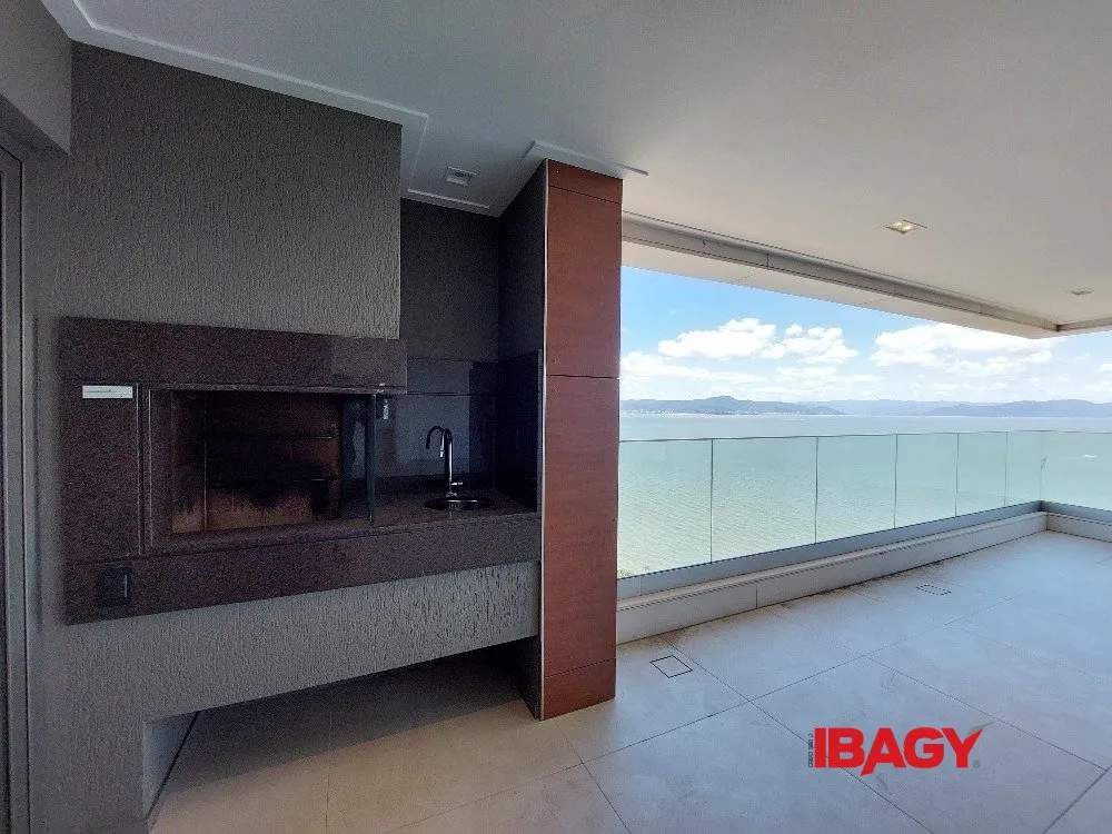 4-bedroom apartment, 279 m² and 5 parking spaces