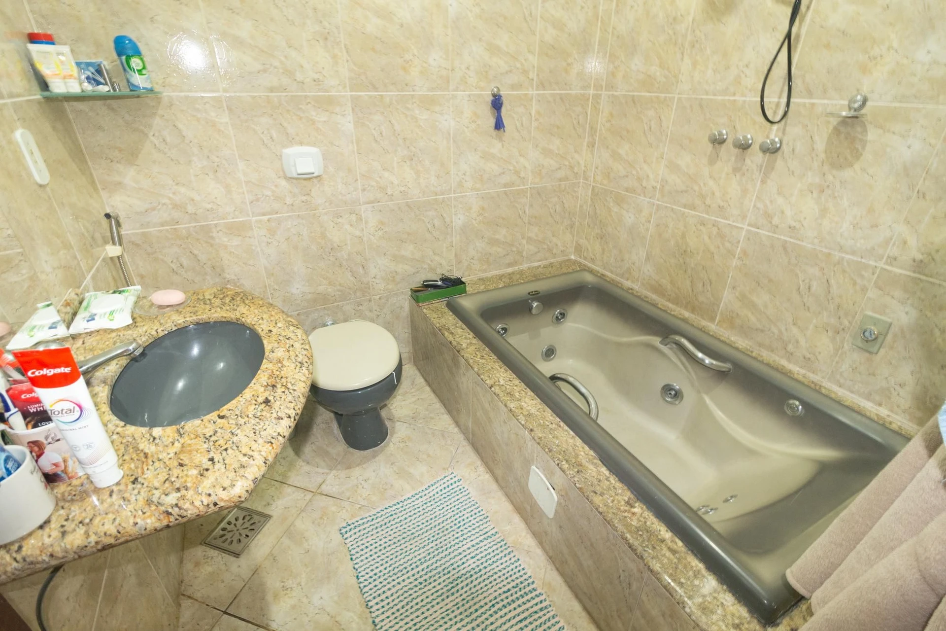 Furnished house, 250 m², with a jacuzzi — photo 33