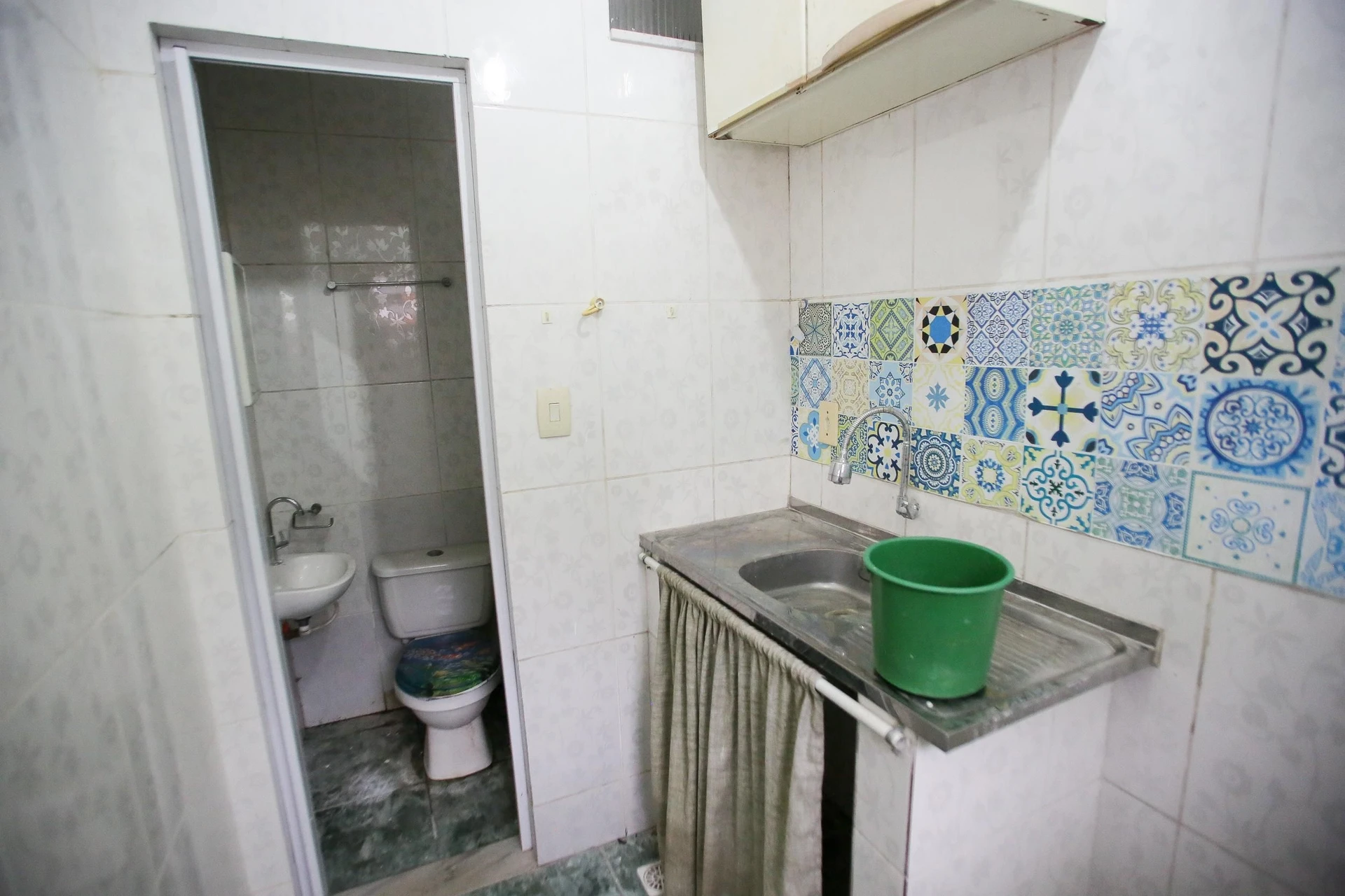 Unfurnished studio with 1 bedroom and 1 bathroom — photo 9